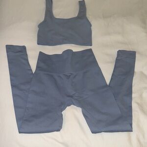 SET Active Blue Leggings and Top Set